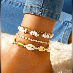NWT ~ 4 Piece Set Shell & Stone Anklet